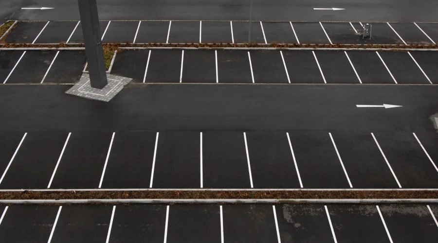Parking Lot Sealcoating service Parking Lot Sealcoating service